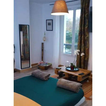 Apartamento Joli Lumineux Paris